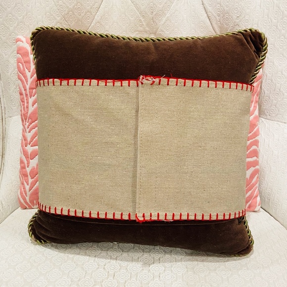 N29-NEW Christmas Linen with Stewart Tartan Reindeer Pillow Band/Wrap - Picture 2 of 9